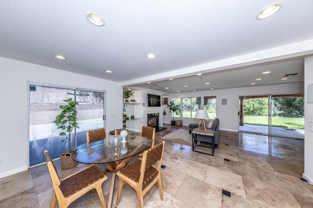 1881 Duncan Way