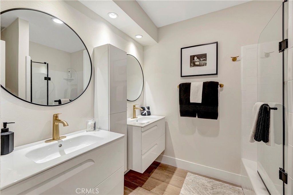 711 Pacific Coast Highway 315