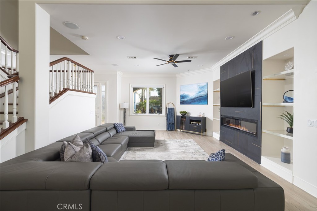 2351 Azure Avenue