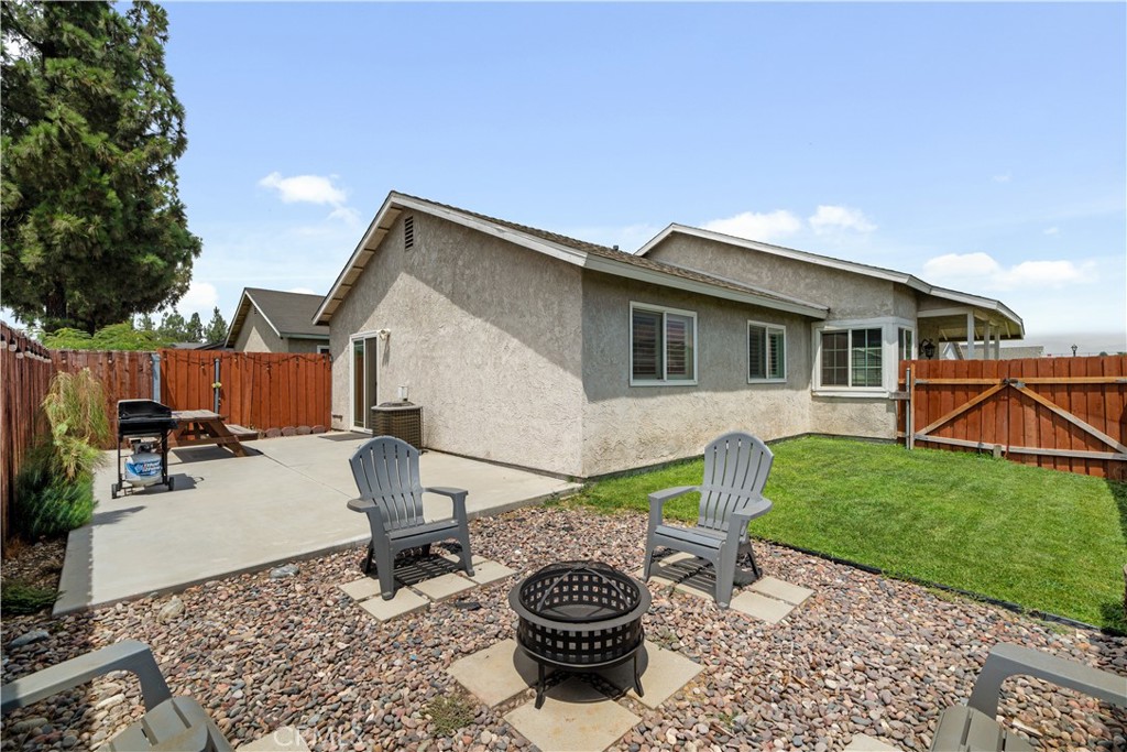 15957 Randall Avenue 35