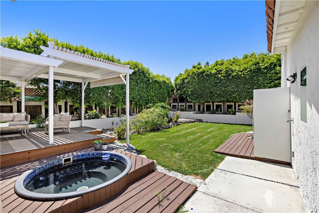 17805 Winterberry Street