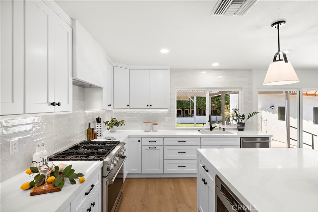 17805 Winterberry Street