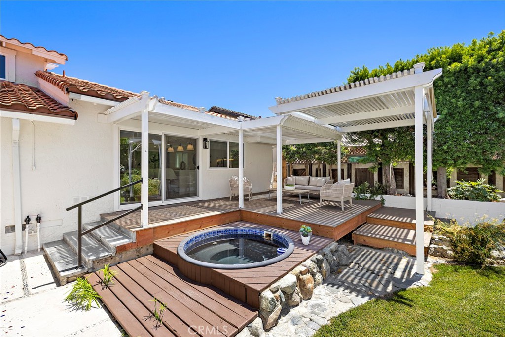 17805 Winterberry Street