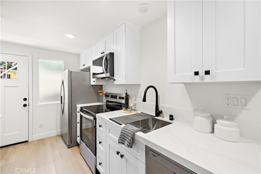 17805 Winterberry Street