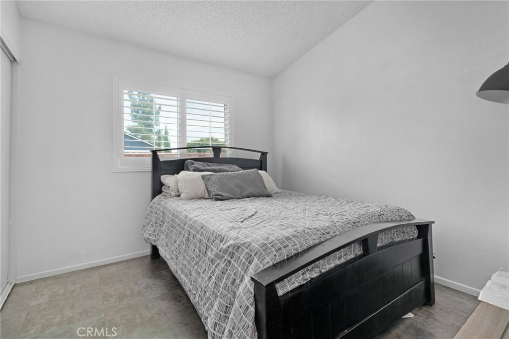 15957 Randall