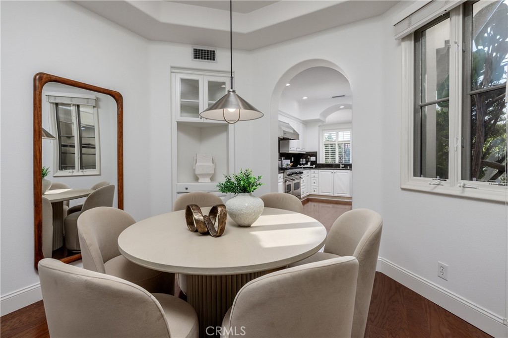 110 Sidney Bay