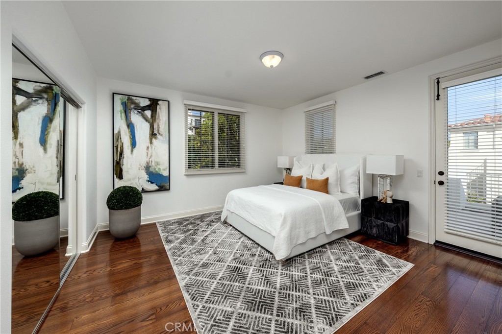 110 Sidney Bay