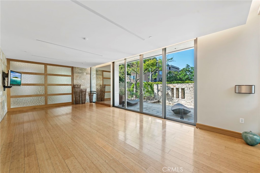 1506 Nolita
