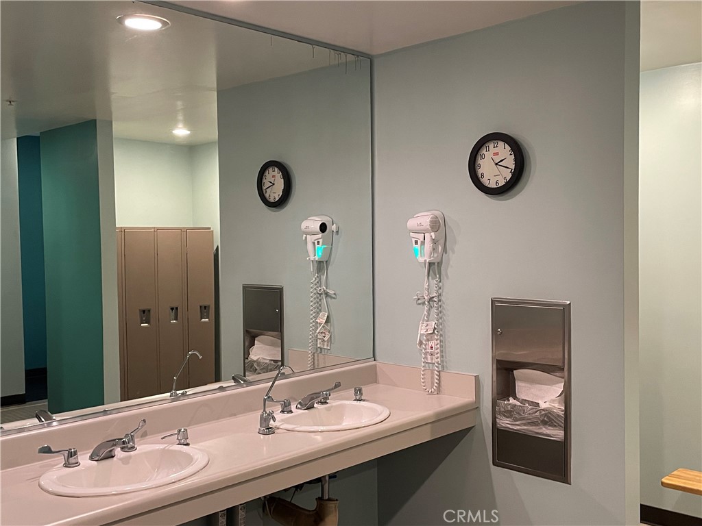 850 E Ocean Boulevard 301