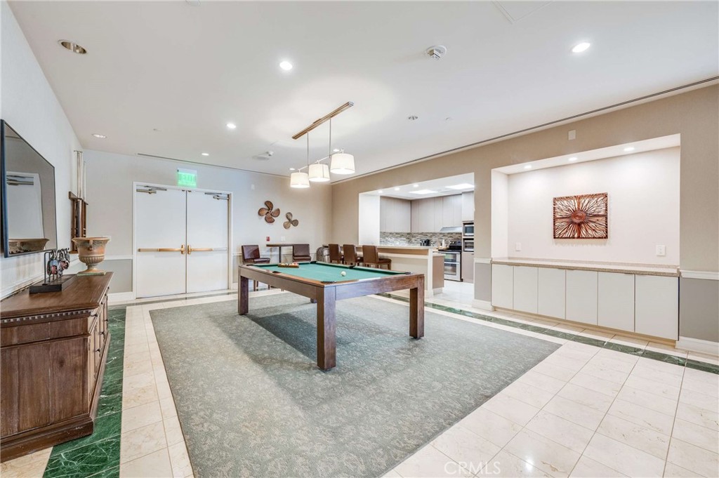 850 E Ocean Boulevard 301