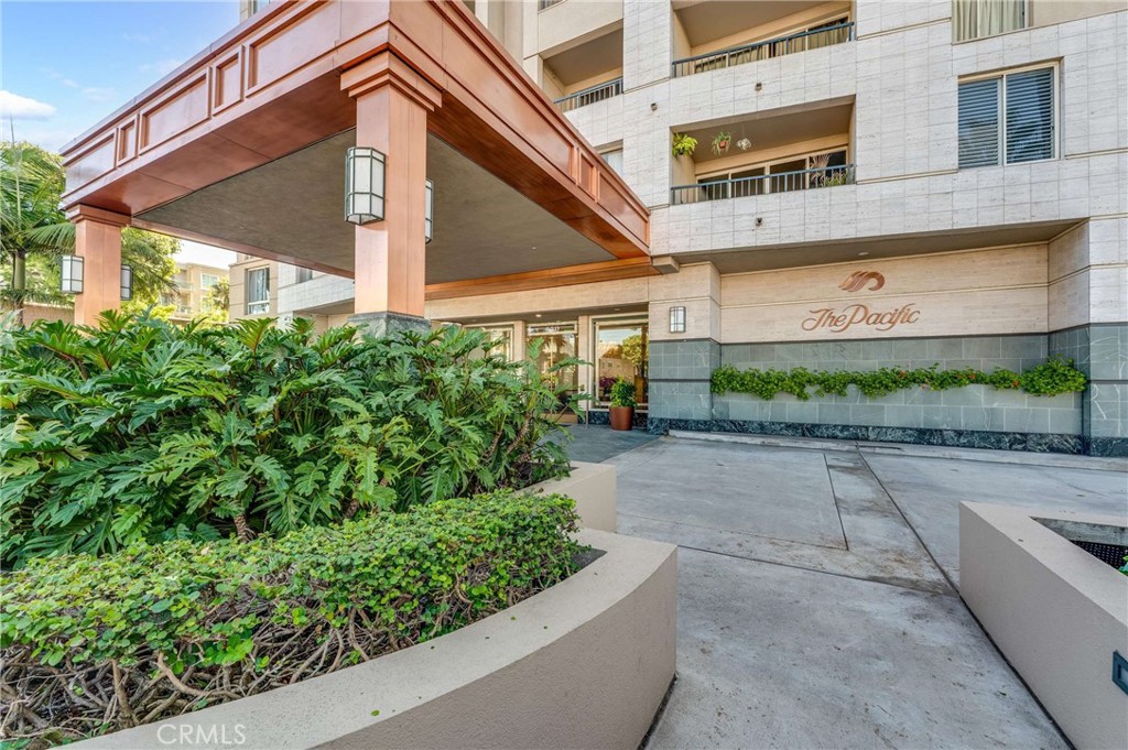 850 E Ocean Boulevard 301