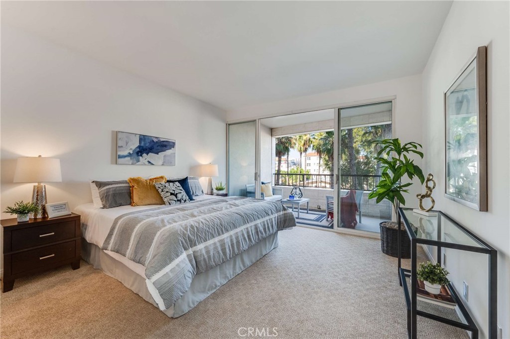 850 E Ocean Boulevard 301