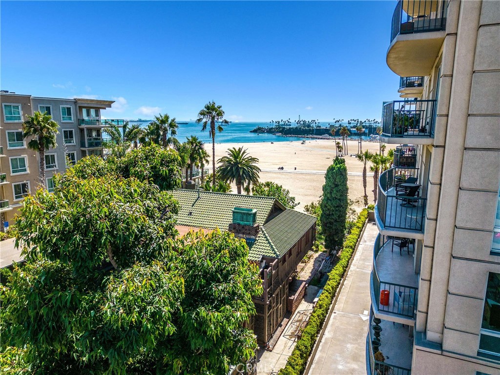 850 E Ocean Boulevard 301