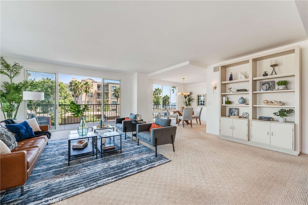 850 E Ocean Boulevard 301