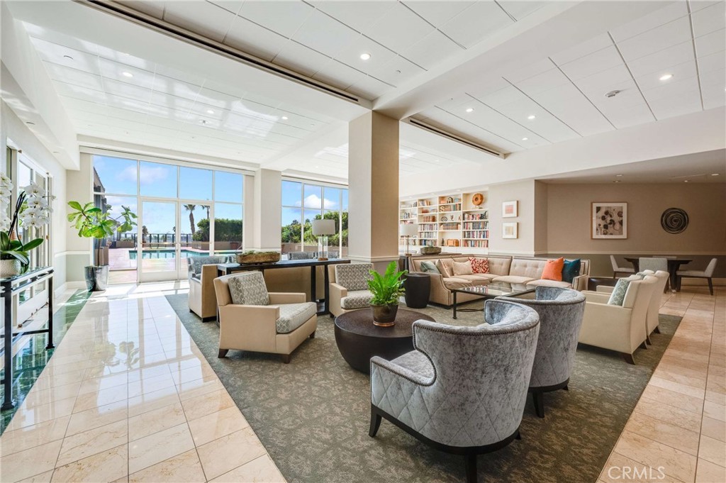 850 E Ocean Boulevard 301