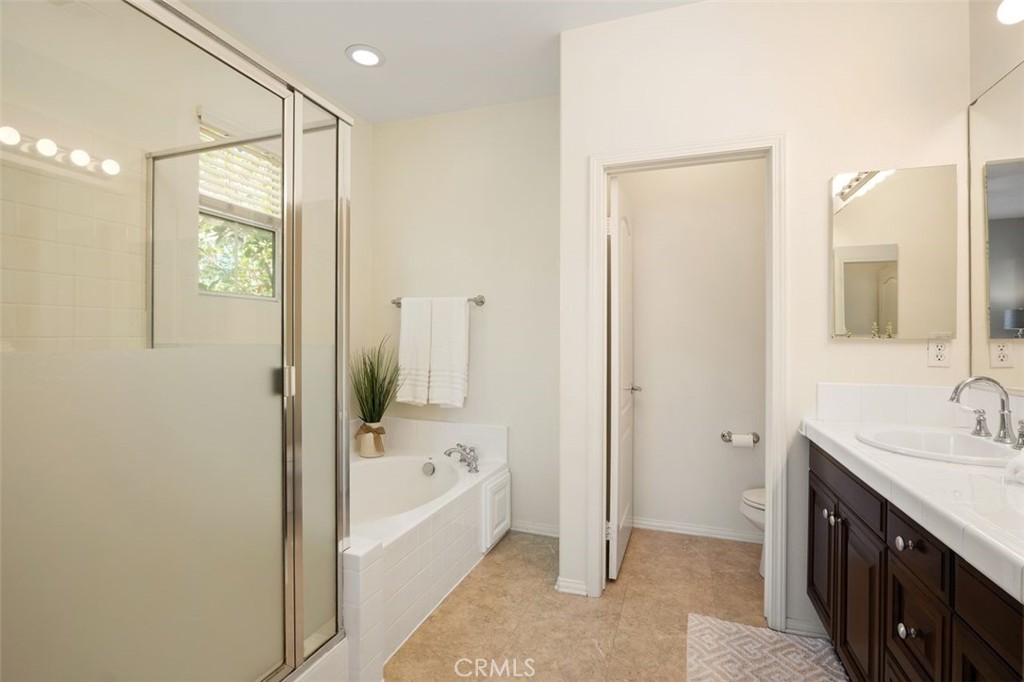 8411 E Kendra Loop