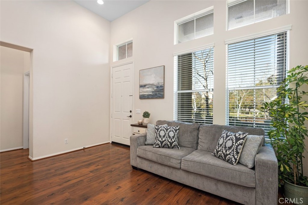 8411 E Kendra Loop