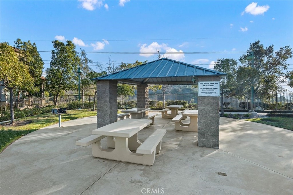 8411 E Kendra Loop