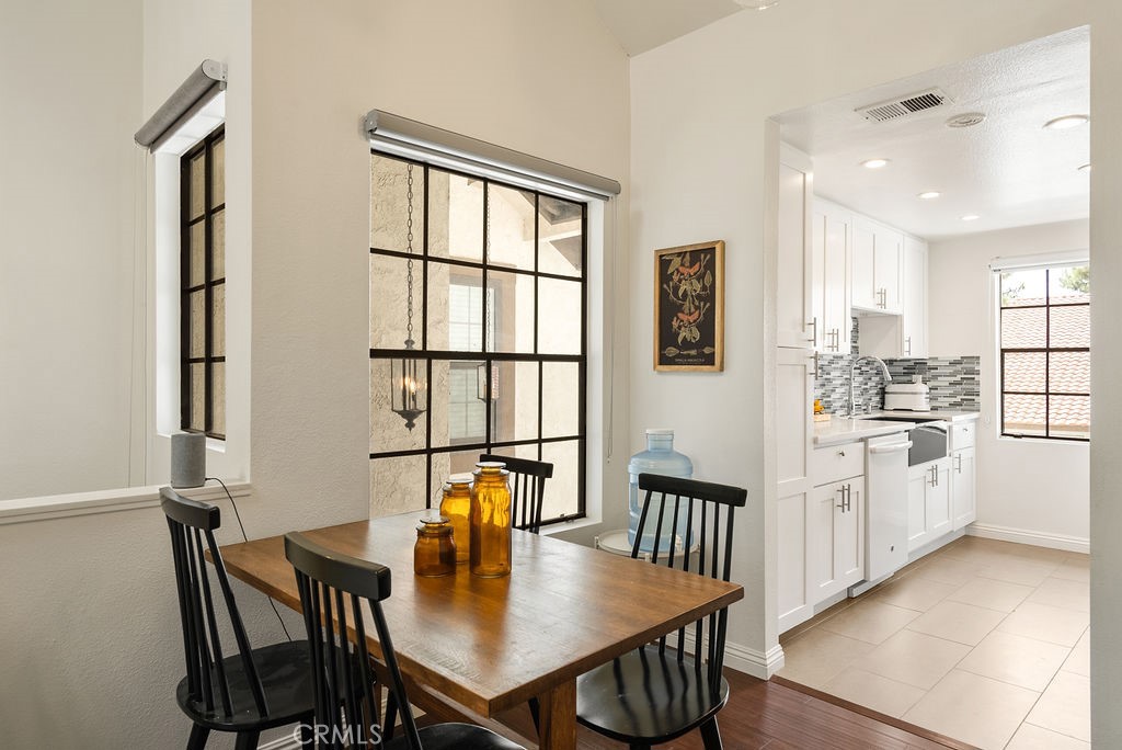 389 S Via La Canada 27