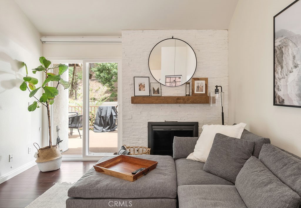 389 S Via La Canada 27