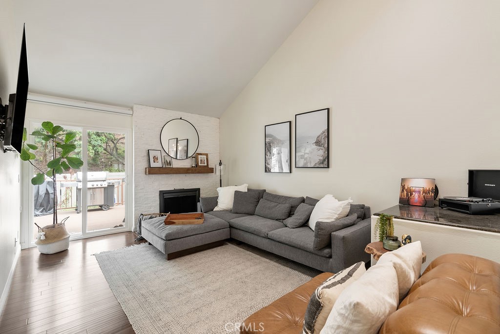 389 S Via La Canada 27