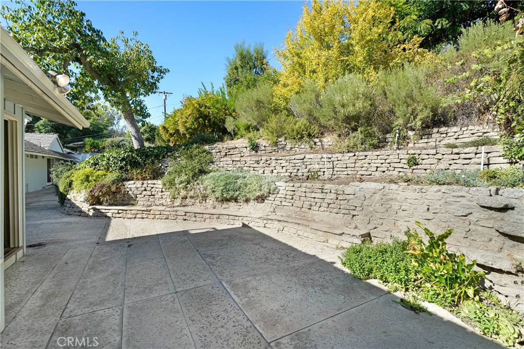 8450 Via Sierra Ramal Avenue