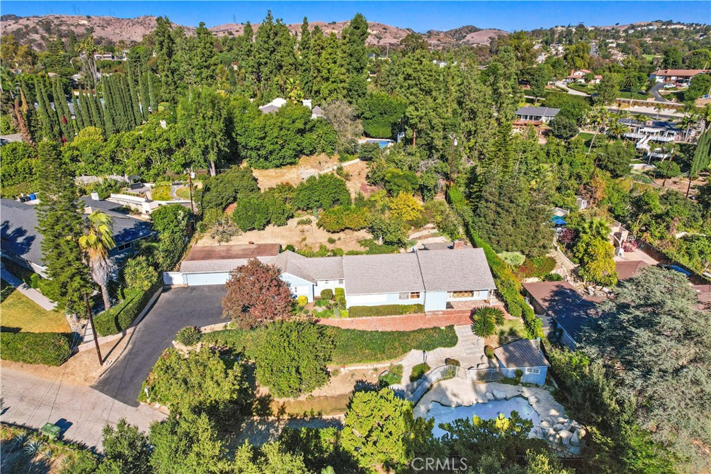 8450 Via Sierra Ramal Avenue