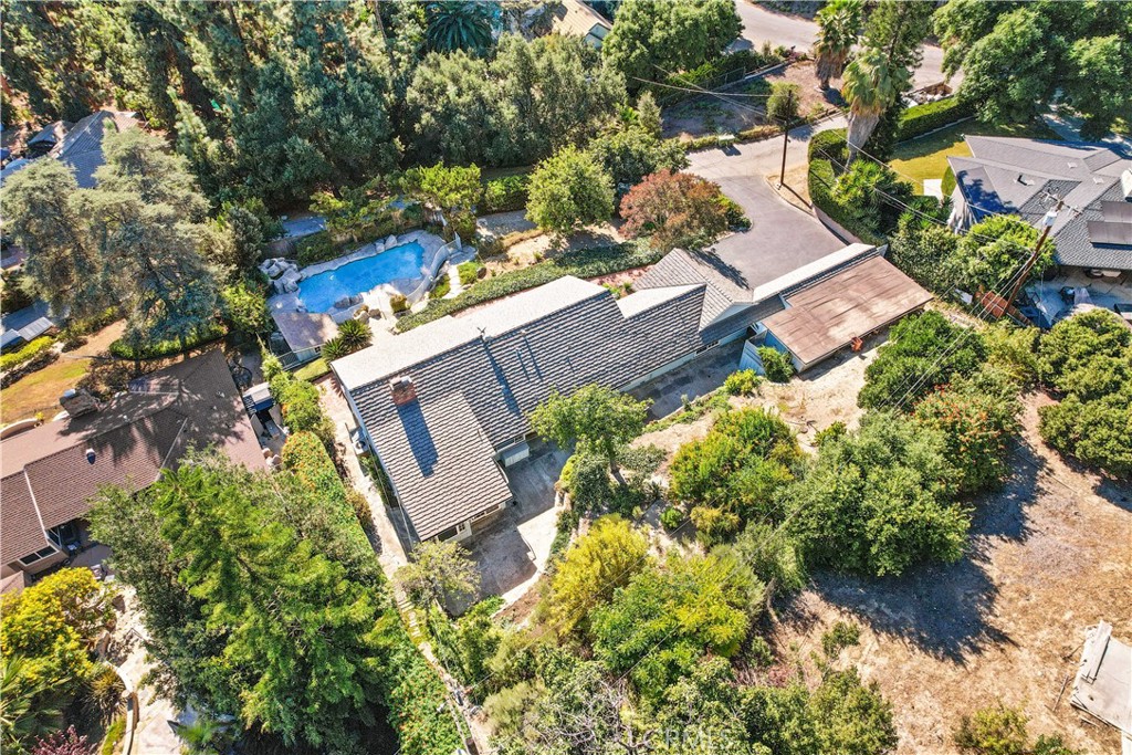 8450 Via Sierra Ramal Avenue