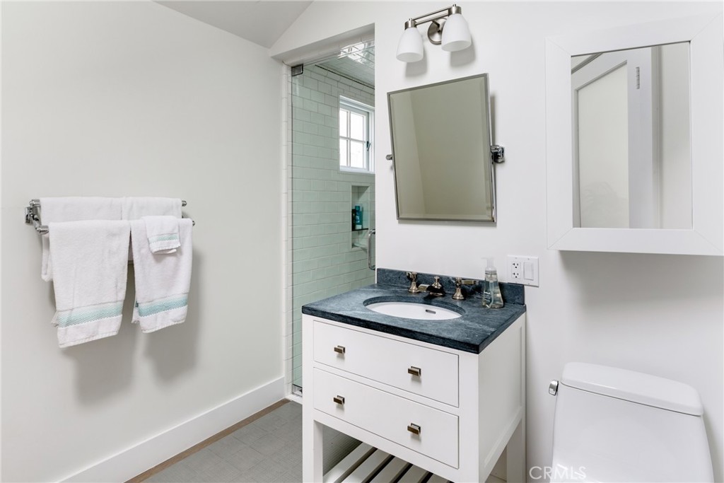 714 Jasmine Avenue 1/2