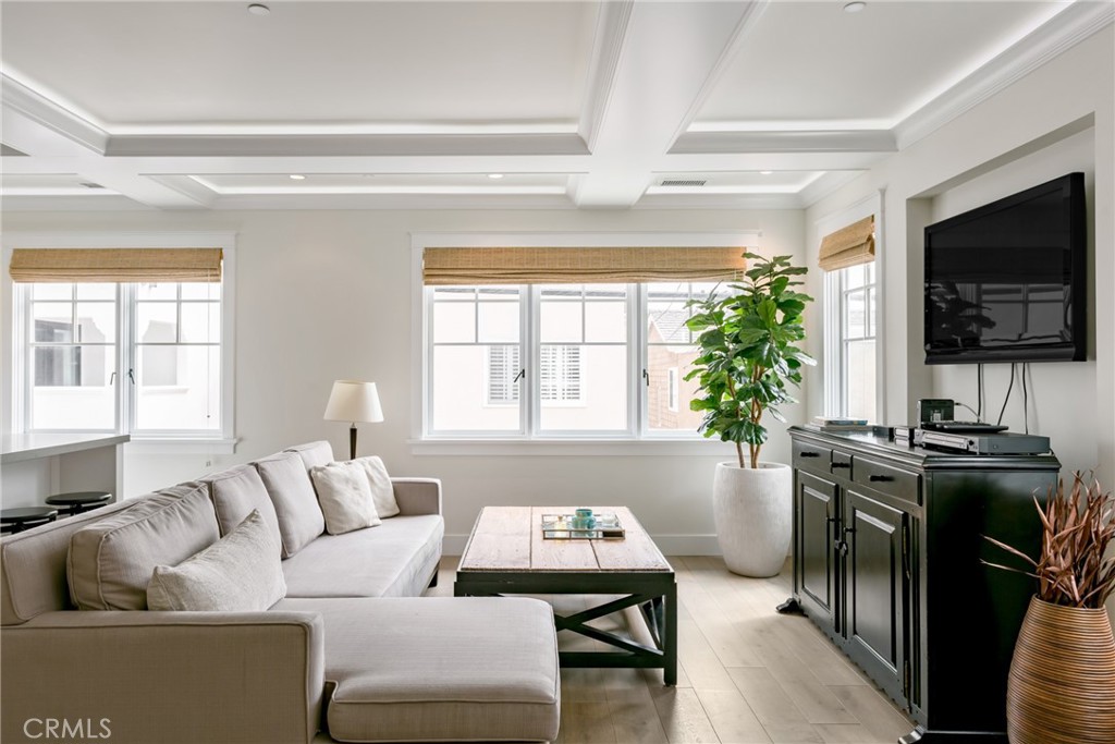 714 Jasmine Avenue 1/2