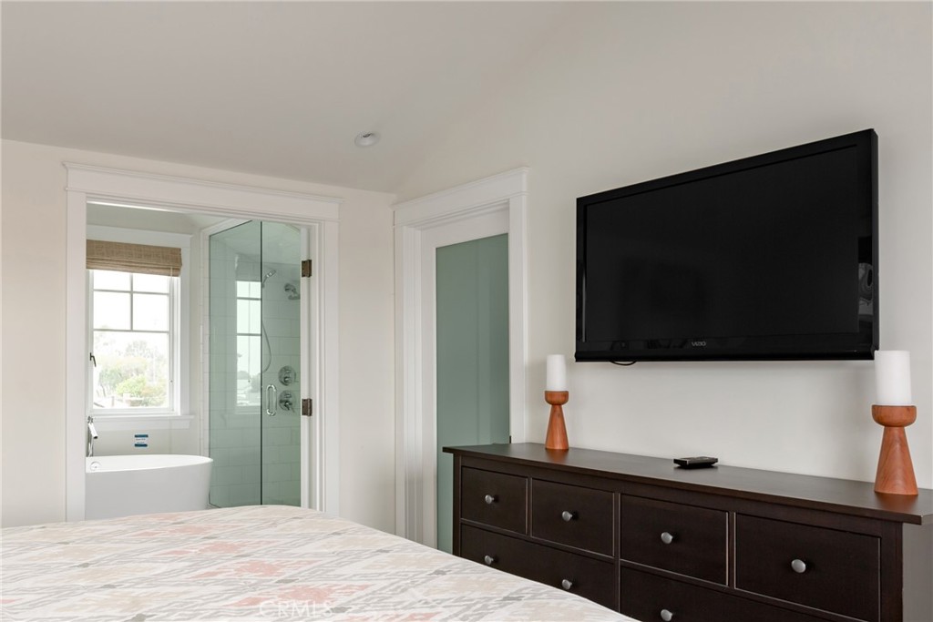 714 Jasmine Avenue 1/2