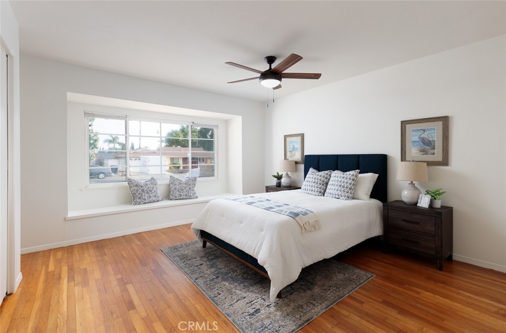637 E Del Mar Ave