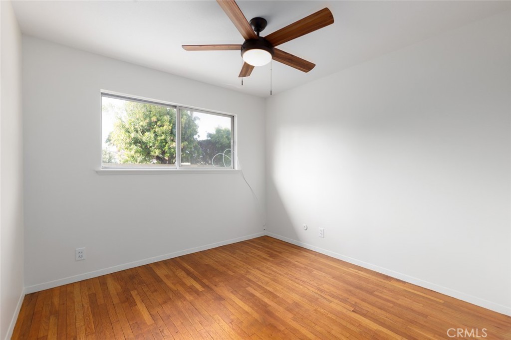 637 E Del Mar Ave