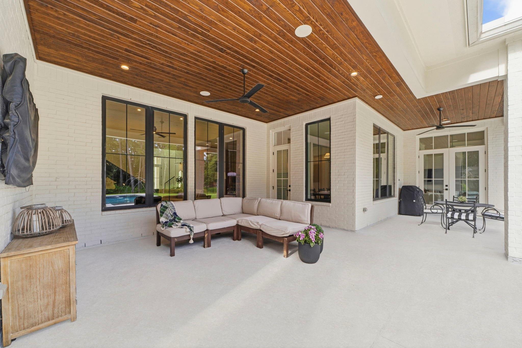 27711 N Ossineke Drive