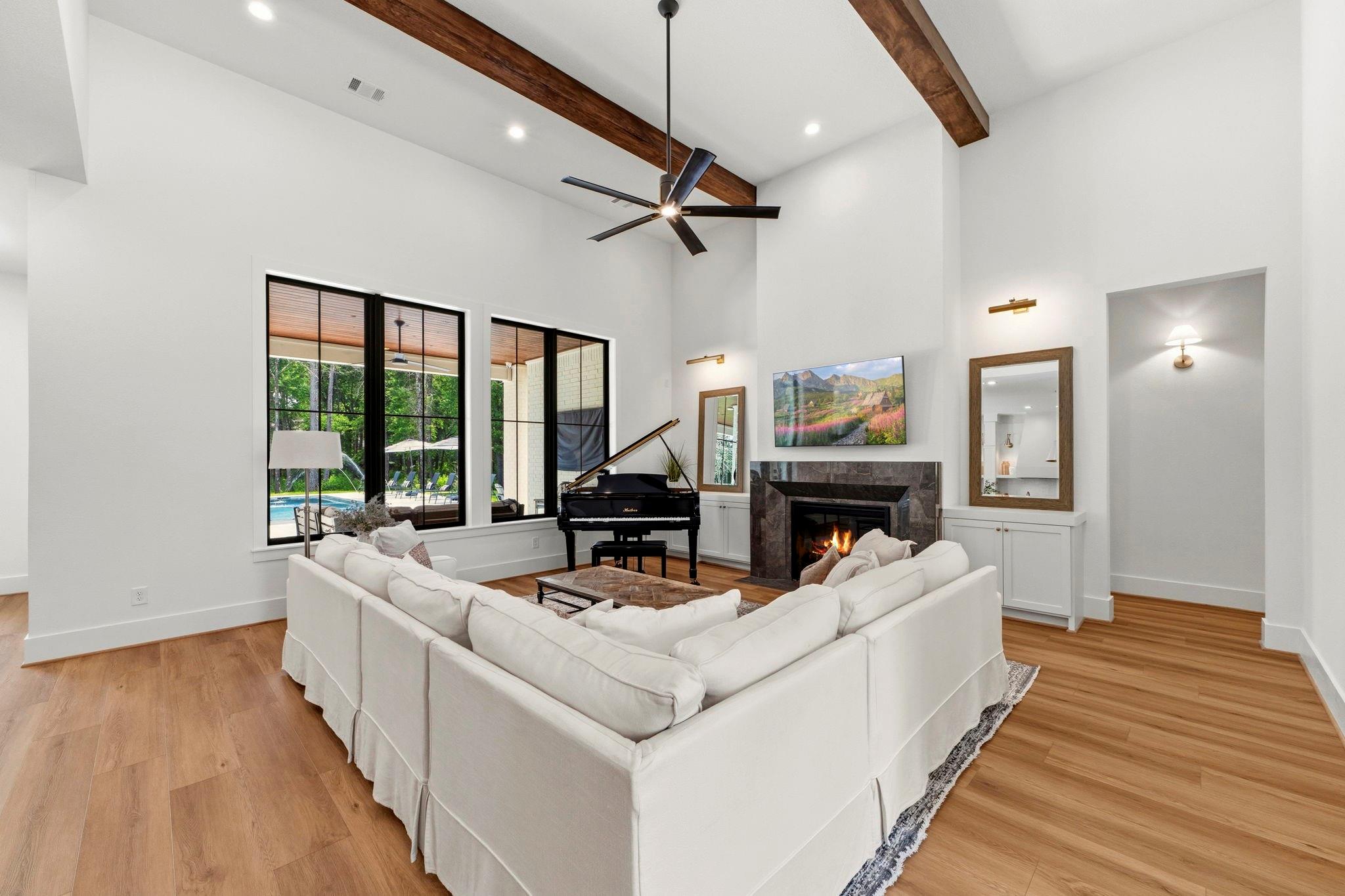 27711 N Ossineke Drive