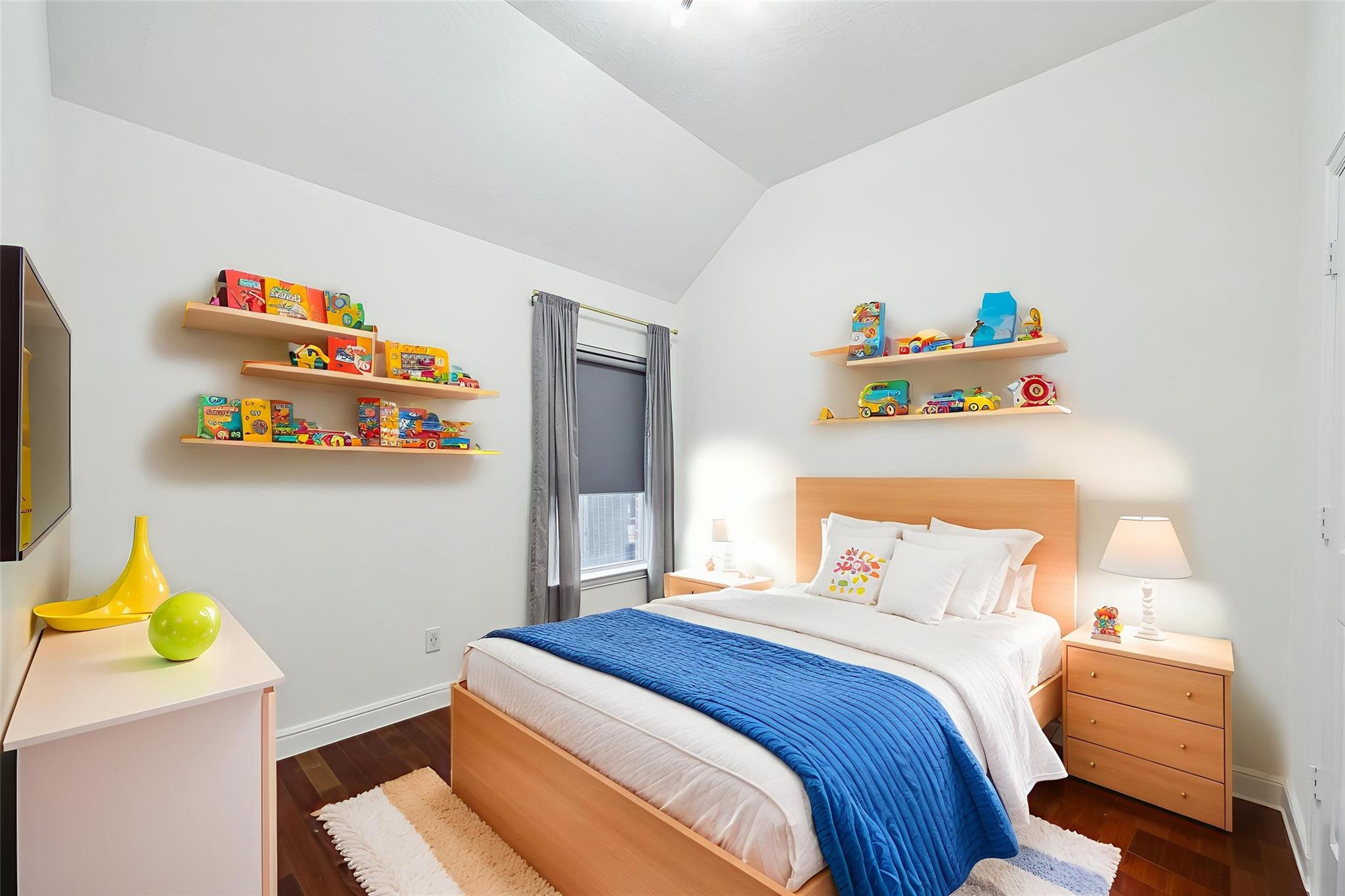 12306 W Elizabeth Shore Loop