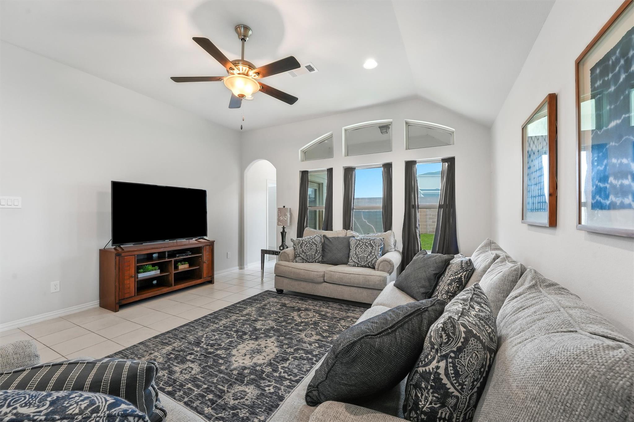 3102 Redondo Drive