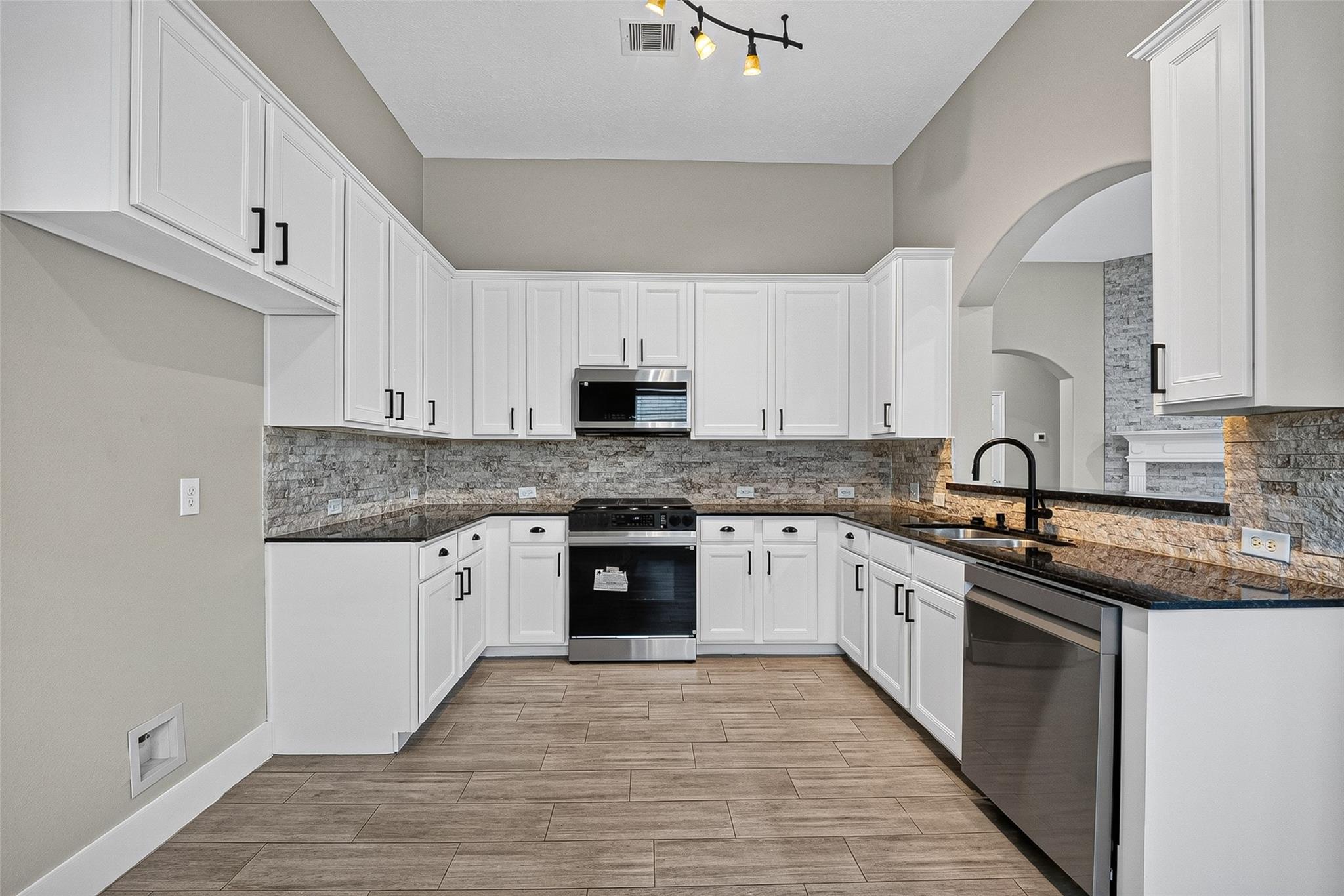 14538 Burleson Bend Drive