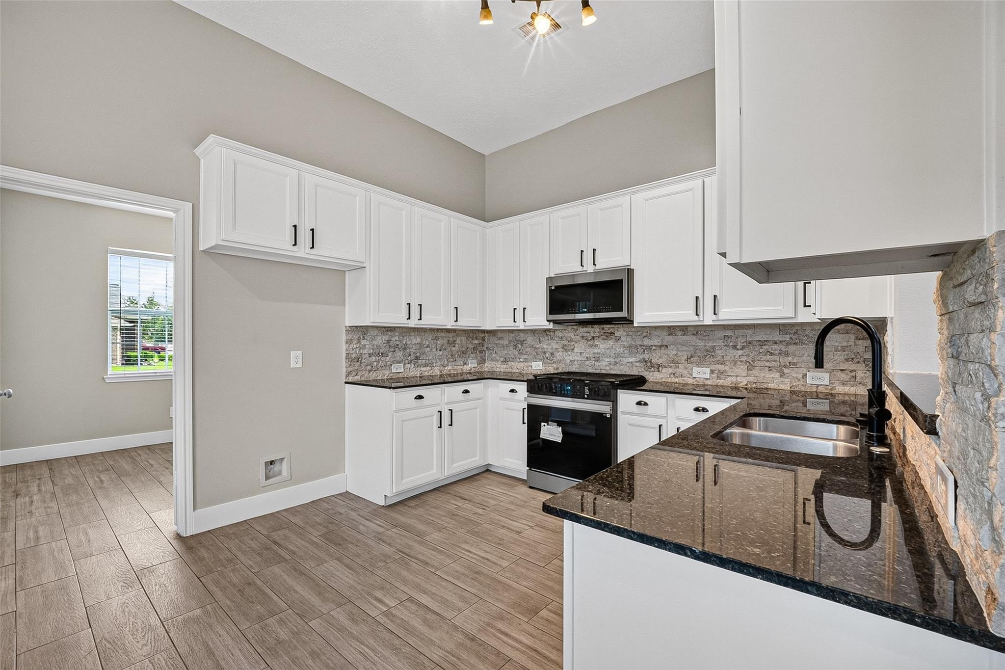 14538 Burleson Bend Drive