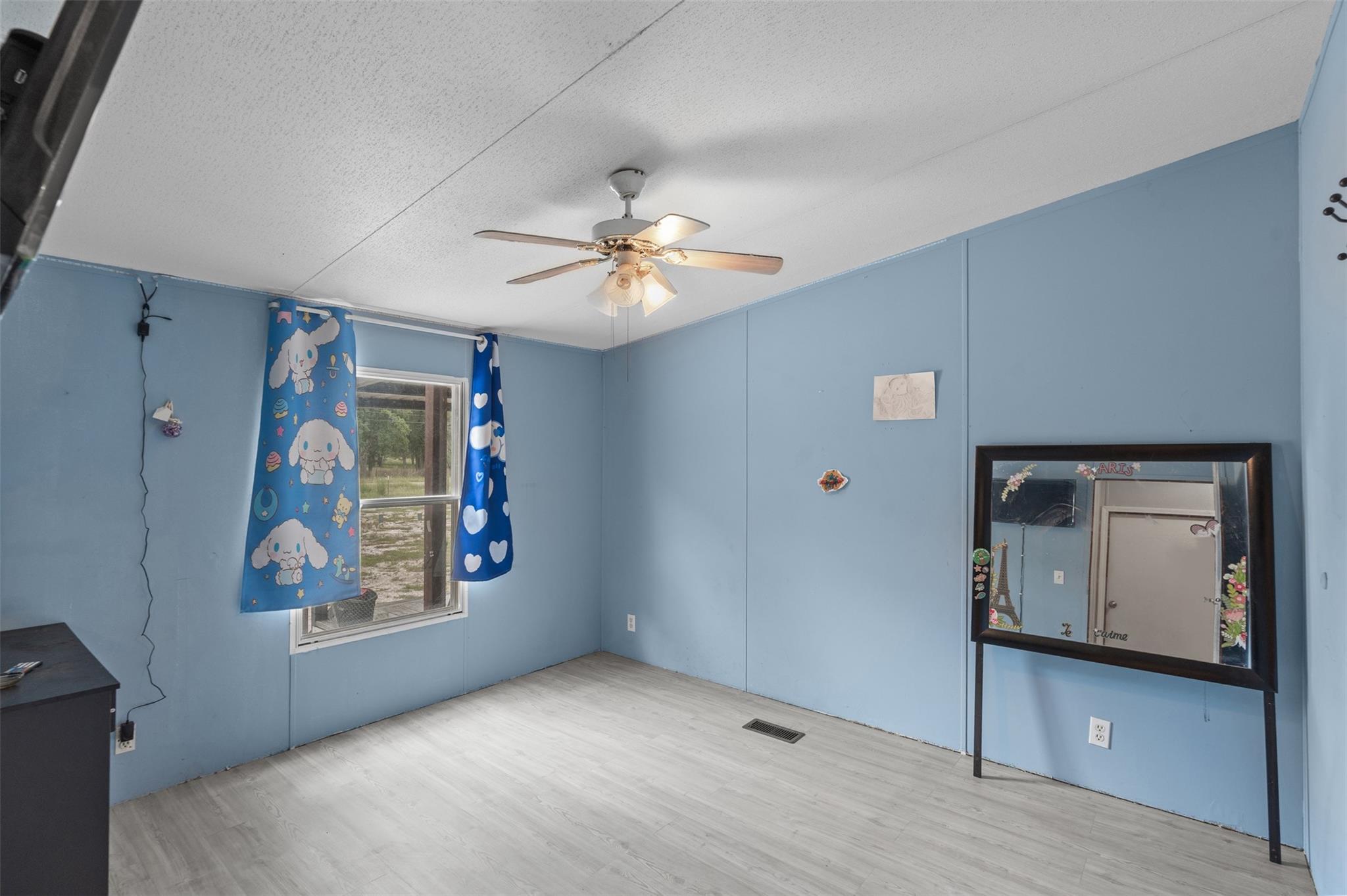 129 Kothmann Road, La Vernia