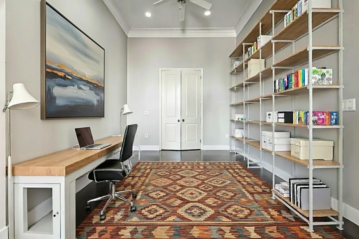 5801 Winsome Lane # 201