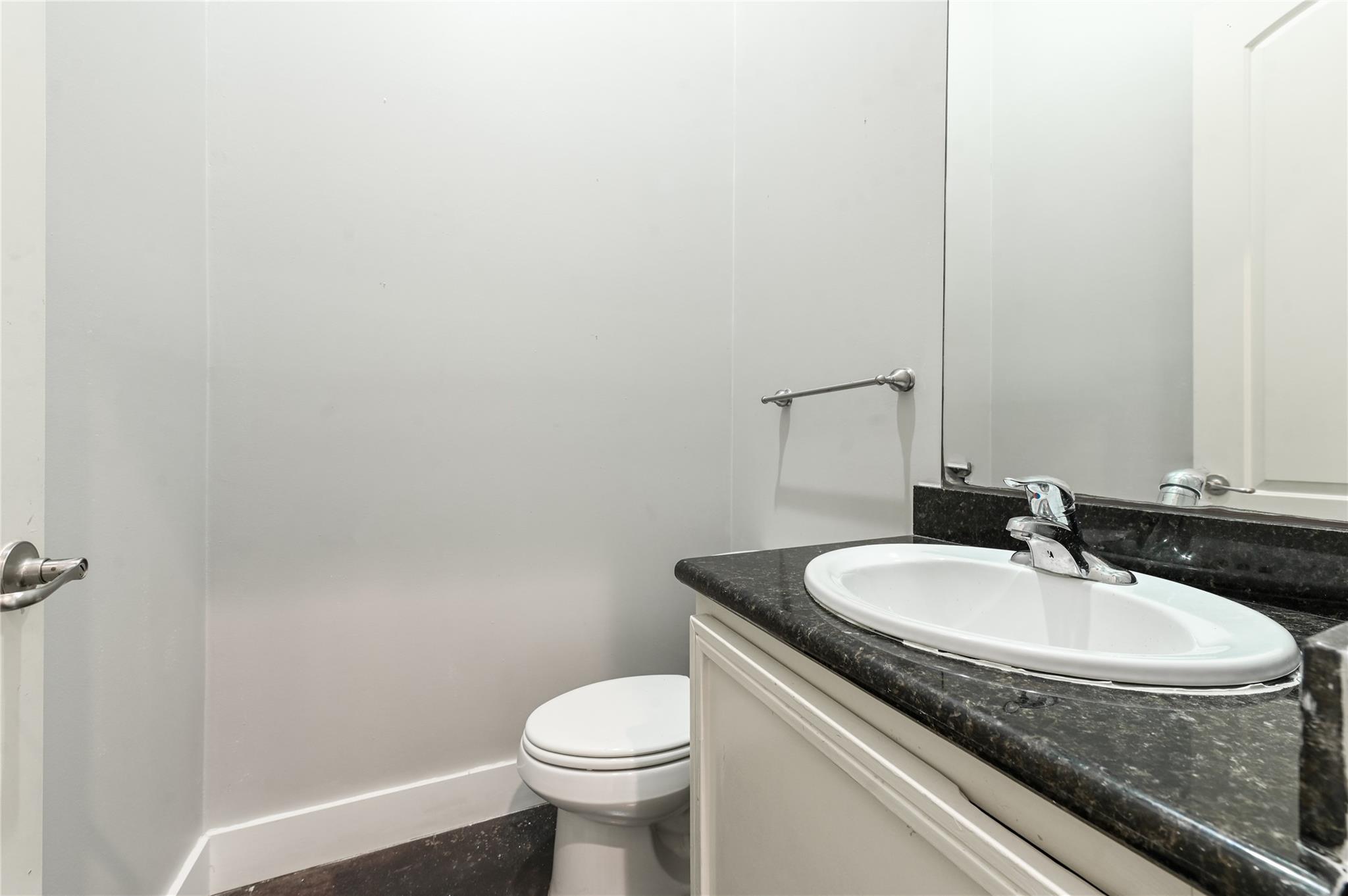 5801 Winsome Lane # 201