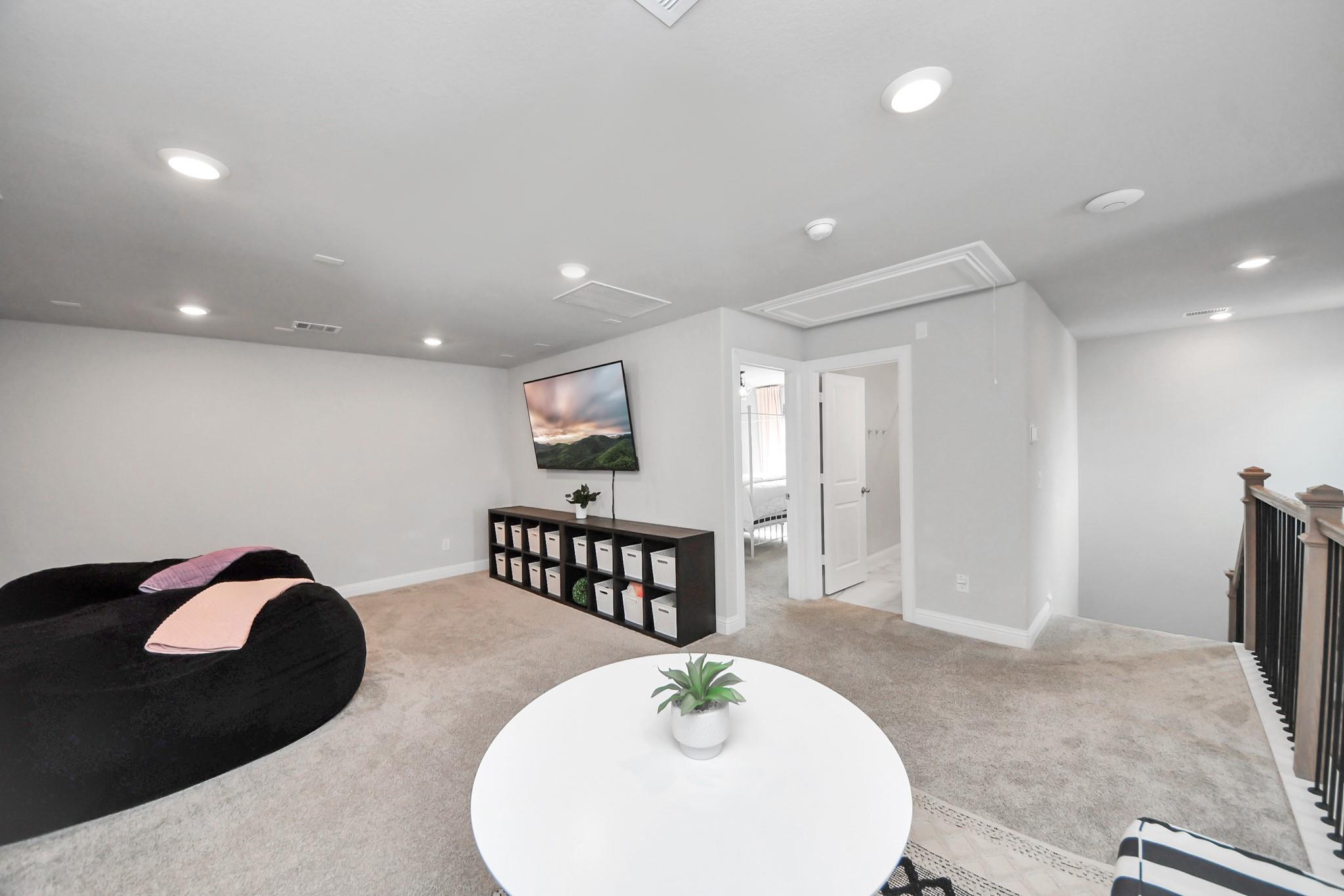 717 Lacosta Creek Lane