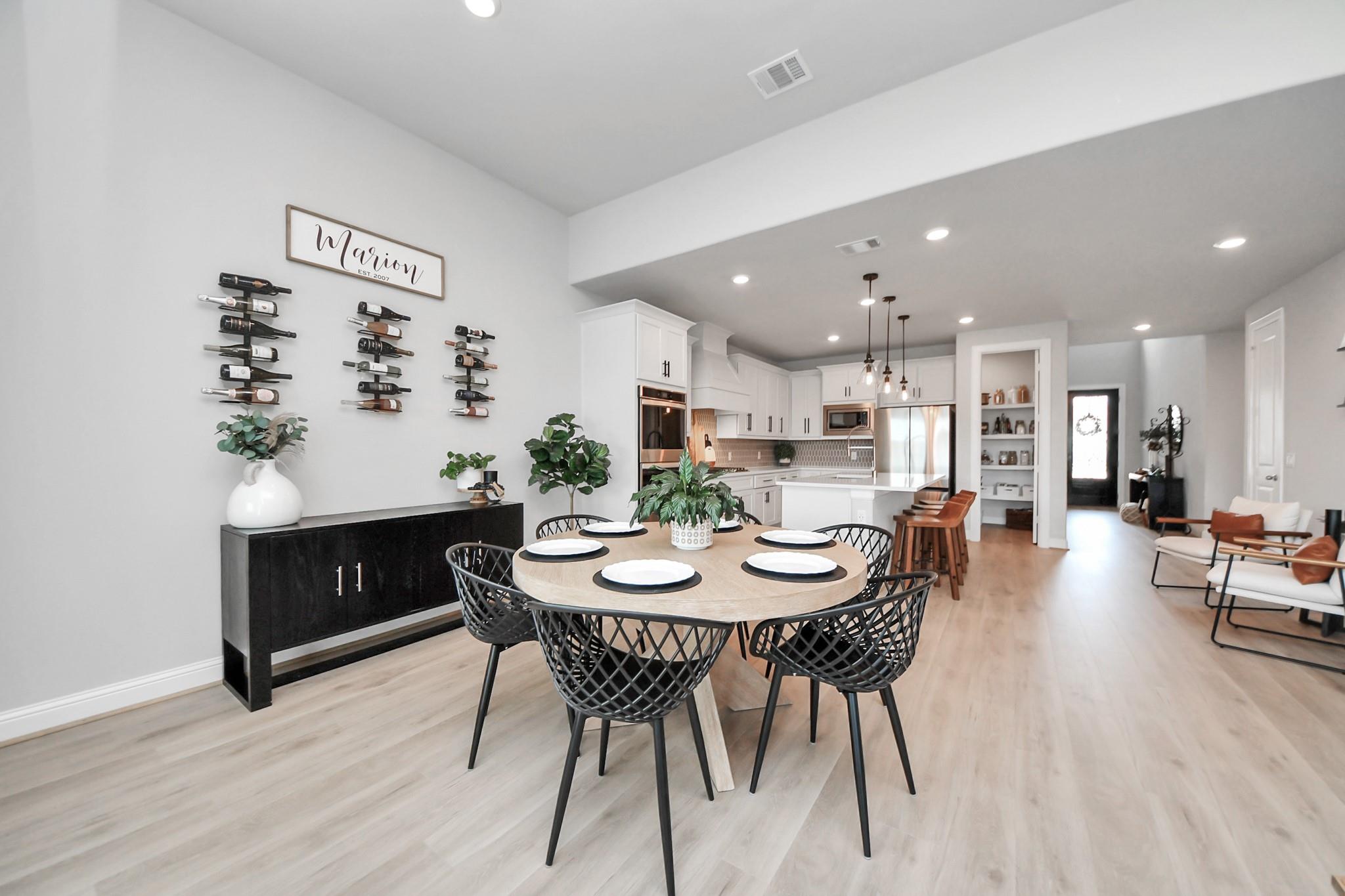 717 Lacosta Creek Lane