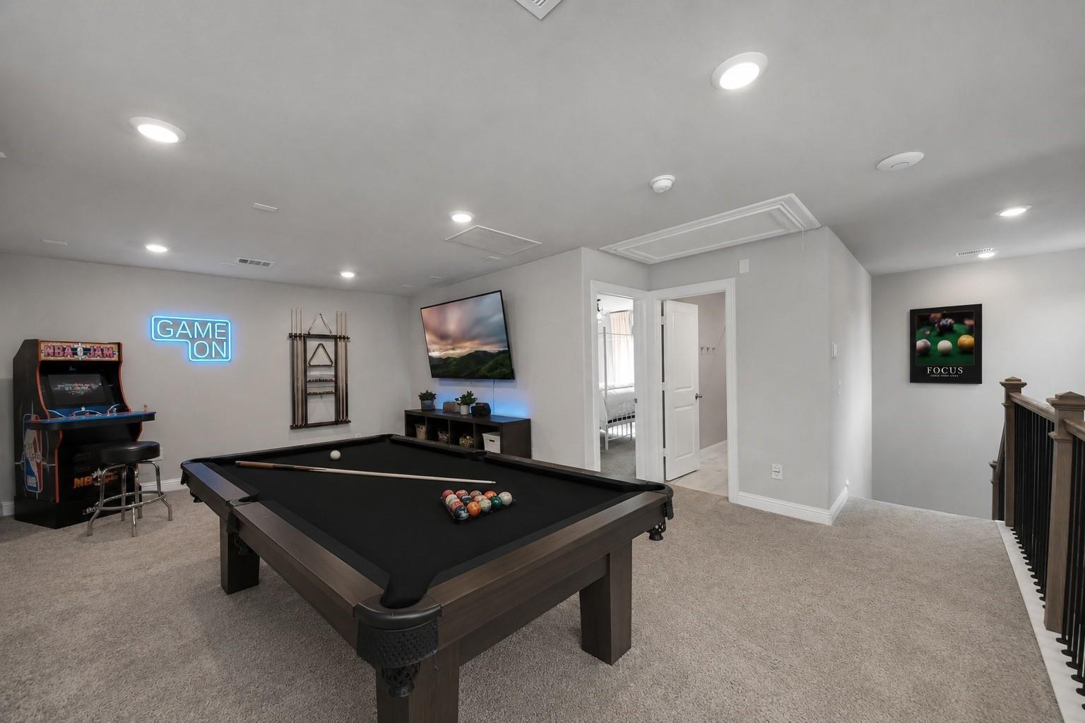 717 Lacosta Creek Lane