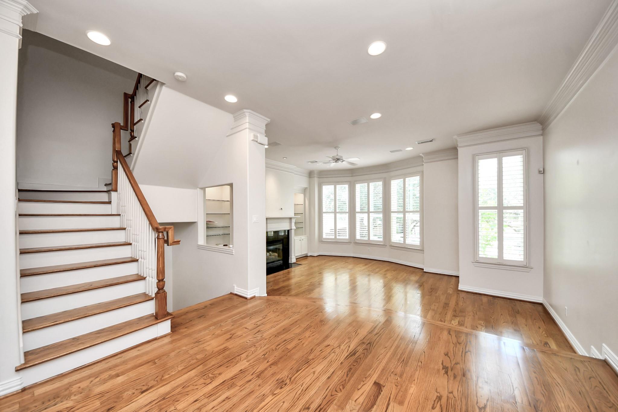 1912 Greenwich Place Drive