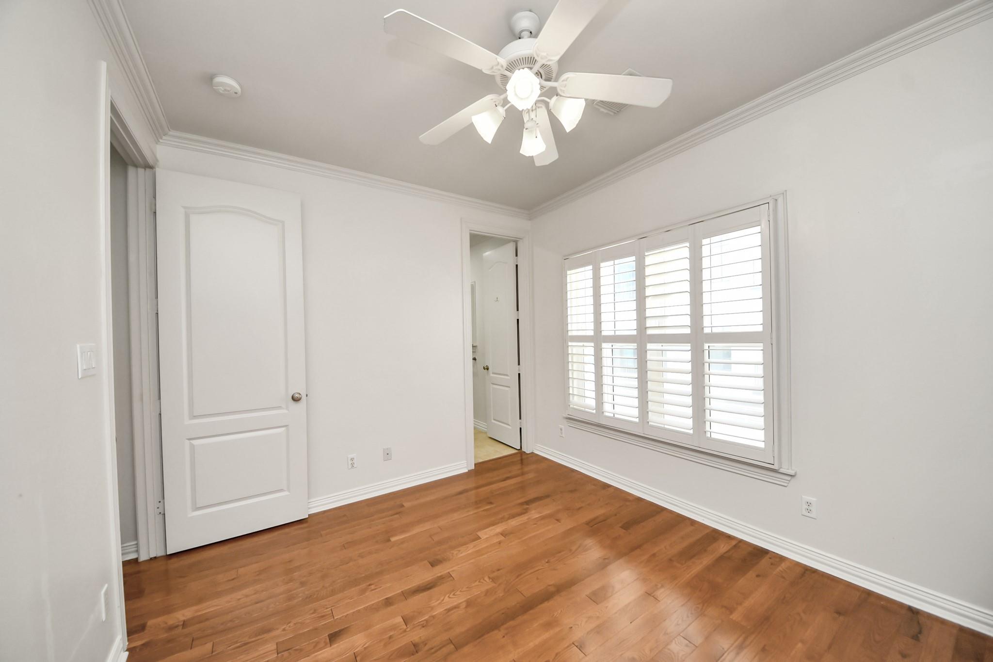 1912 Greenwich Place Drive