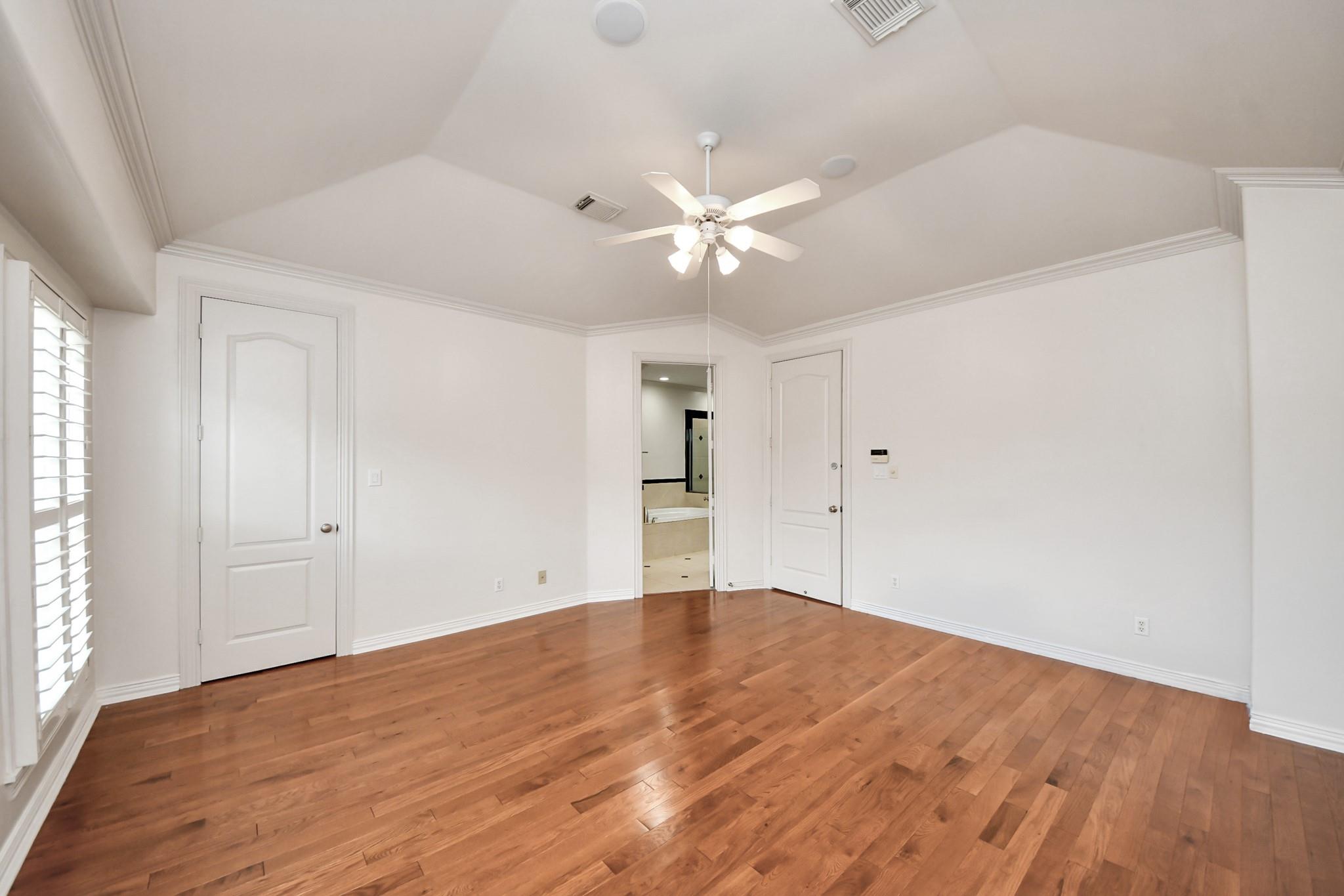 1912 Greenwich Place Drive
