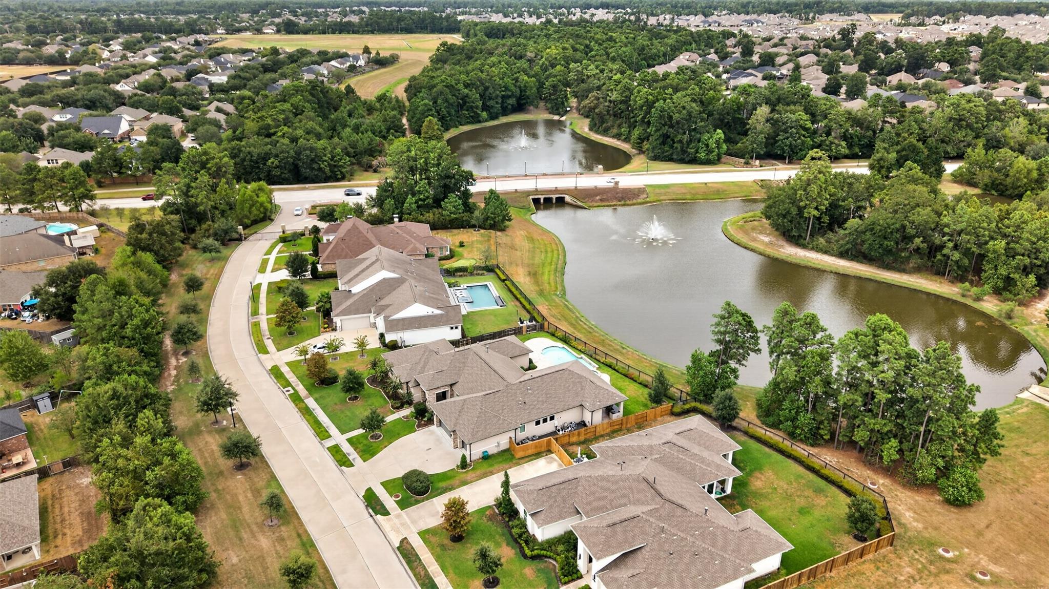 31424 Creekside Oaks Lane