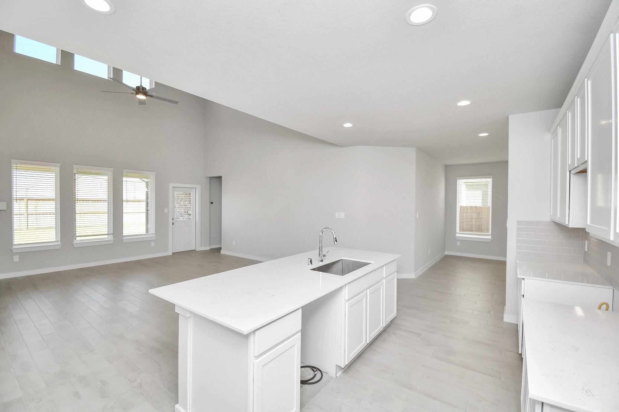 14923 Royal Leaf Drive